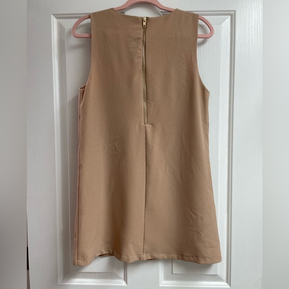 Neutral colored Dress, Size Medium - Picture 4 of 4